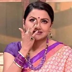 দলবদল নিয়ে সাংবাদিকদের প্রশ্নের জবাব দিচ্ছেন রচনা বন্দ্যোপাধ্যায়